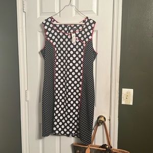 🆕 Voir Voir polka dot dress